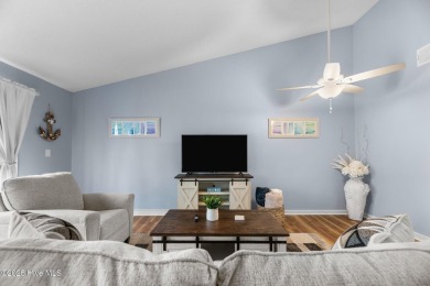 Charming Condo in Fairfield Harbour - A Perfect Retreat!
Nestled on Harbour Point Golf Club in North Carolina - for sale on GolfHomes.com, golf home, golf lot