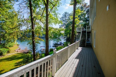 LAKEFRONT LIVING - NOW PRICED AT $750,000! Motivated sellers are on Fairfield Plantation Golf and Country Club in Georgia - for sale on GolfHomes.com, golf home, golf lot