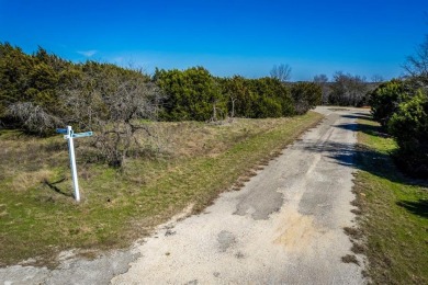 Come enjoy all the amenities this beautifully priced corner lot on White Bluff Resort - Old Course in Texas - for sale on GolfHomes.com, golf home, golf lot