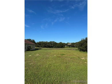 Build your dream home in the desirable Southern Woods a deed on Southern Woods Golf Club in Florida - for sale on GolfHomes.com, golf home, golf lot