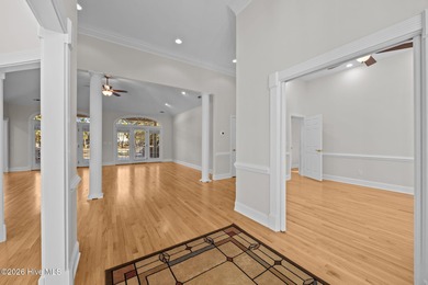 LUXURY LIVING ON THE OAK ISLAND GOLF COURSE. Gorgeous custom on South Harbour Golf Links in North Carolina - for sale on GolfHomes.com, golf home, golf lot