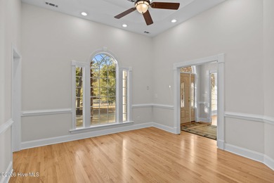 LUXURY LIVING ON THE OAK ISLAND GOLF COURSE. Gorgeous custom on South Harbour Golf Links in North Carolina - for sale on GolfHomes.com, golf home, golf lot