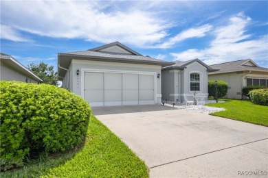 Beautifully maintained 3BR/2BA/2-car garage home in the on Brentwood Farms Golf Club in Florida - for sale on GolfHomes.com, golf home, golf lot