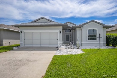 Beautifully maintained 3BR/2BA/2-car garage home in the on Brentwood Farms Golf Club in Florida - for sale on GolfHomes.com, golf home, golf lot