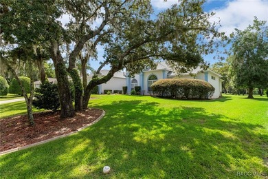 Ac ! year old Roof 4 years old, newer pool pump * Location on Sugarmill Woods Golf and Country Club in Florida - for sale on GolfHomes.com, golf home, golf lot
