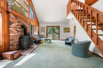 Golf Course Area Home in Eastman! Contemporary 3-bedroom, 2-bath on Eastman Golf Links in New Hampshire - for sale on GolfHomes.com, golf home, golf lot