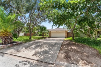 Spacious 3-bed, 3-bath home with two master suites--perfect for on Harlingen Country Club in Texas - for sale on GolfHomes.com, golf home, golf lot