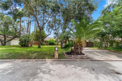Spacious 3-bed, 3-bath home with two master suites--perfect for on Harlingen Country Club in Texas - for sale on GolfHomes.com, golf home, golf lot
