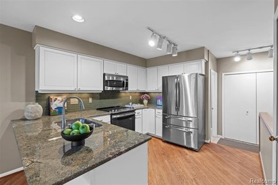 Rare opportunity in The Heathers! This sought-after 3-bedroom on The Heathers Club in Michigan - for sale on GolfHomes.com, golf home, golf lot