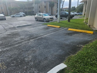 *The only unit for sale in Villas Of Miami Lakes/Lower HOA than on Don Shulas Golf Course and Club in Florida - for sale on GolfHomes.com, golf home, golf lot