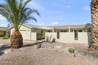 BEAUTIFUL 2 BED / 2 BATH GREENBRIER FLOORPLAN WITH A SPACIOUS on Leisure World Country Club in Arizona - for sale on GolfHomes.com, golf home, golf lot