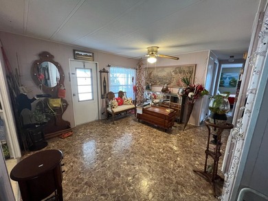 Retirement life made easy in sunny Port Saint Lucie, FL is just on Spanish Lakes Golf Village in Florida - for sale on GolfHomes.com, golf home, golf lot