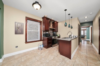 A complete booklet with financial details, a list of building on Marquette Park Golf Course in Illinois - for sale on GolfHomes.com, golf home, golf lot