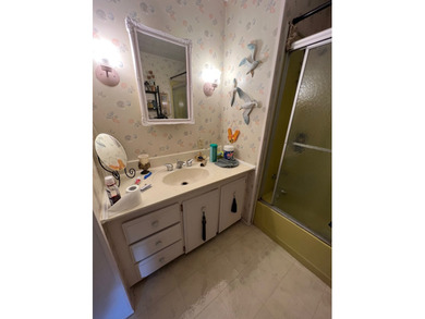 Retirement life made easy in sunny Port Saint Lucie, FL is just on Spanish Lakes Golf Village in Florida - for sale on GolfHomes.com, golf home, golf lot