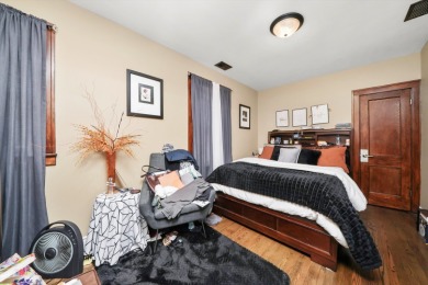 A complete booklet with financial details, a list of building on Marquette Park Golf Course in Illinois - for sale on GolfHomes.com, golf home, golf lot