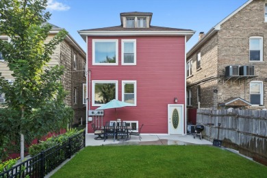 A complete booklet with financial details, a list of building on Marquette Park Golf Course in Illinois - for sale on GolfHomes.com, golf home, golf lot