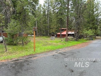 Wonderful building lot close to McCall Golf Course and Golf Club on McCall Municipal Golf Course in Idaho - for sale on GolfHomes.com, golf home, golf lot