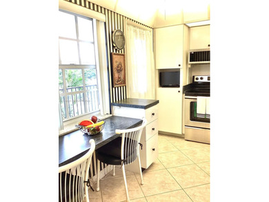 Wonderful and bright, 2 Bed/2 Bath condo located in the highly on  in Florida - for sale on GolfHomes.com, golf home, golf lot