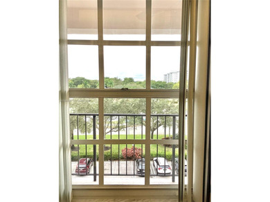 Wonderful and bright, 2 Bed/2 Bath condo located in the highly on  in Florida - for sale on GolfHomes.com, golf home, golf lot