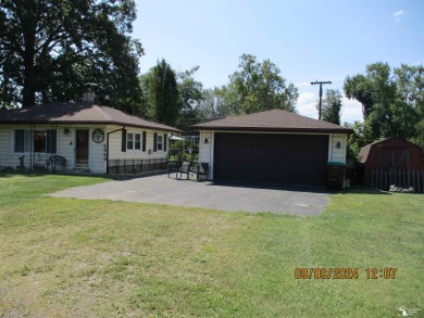 Motivated Seller! Must See!! Charming 2-bedroom, 1-bathroom home on Wesburn Golf Course in Michigan - for sale on GolfHomes.com, golf home, golf lot