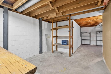 Offered for the first time since it was built in 1972, this on Tates Creek Golf Course in Kentucky - for sale on GolfHomes.com, golf home, golf lot