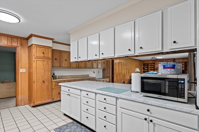 Enjoy golf course living at its finest! This spacious 4-bedroom on Goshen Plantation Golf Club in Georgia - for sale on GolfHomes.com, golf home, golf lot