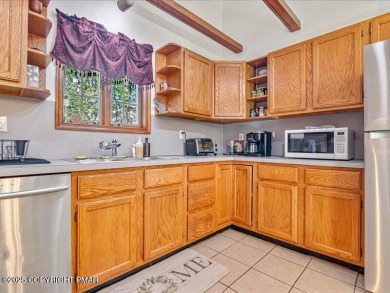 This stunning 3 bedroom 2 ful bath contemporary home W/ LOW on Pocono Farms Country Club in Pennsylvania - for sale on GolfHomes.com, golf home, golf lot