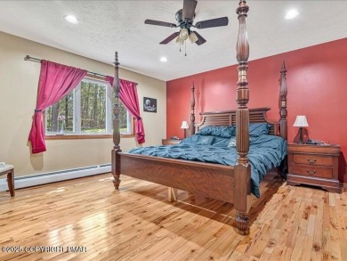This stunning 3 bedroom 2 ful bath contemporary home W/ LOW on Pocono Farms Country Club in Pennsylvania - for sale on GolfHomes.com, golf home, golf lot