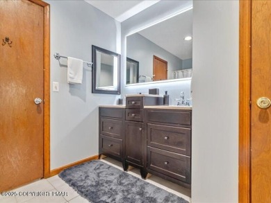 This stunning 3 bedroom 2 ful bath contemporary home W/ LOW on Pocono Farms Country Club in Pennsylvania - for sale on GolfHomes.com, golf home, golf lot