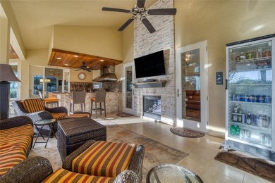 PARADISE FOUND! Rare opportunity for snowbird, investor or on BallenIsles Golf and Country Club in Florida - for sale on GolfHomes.com, golf home, golf lot