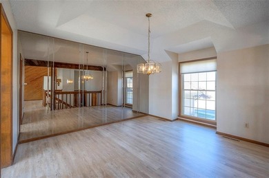 MILLION DOLLAR VIEWS for sale!!!  LAKEFRONT and GOLF FRONT!!! on Lakewood Oaks Golf Club, Ltd. in Missouri - for sale on GolfHomes.com, golf home, golf lot