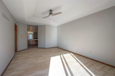 MILLION DOLLAR VIEWS for sale!!!  LAKEFRONT and GOLF FRONT!!! on Lakewood Oaks Golf Club, Ltd. in Missouri - for sale on GolfHomes.com, golf home, golf lot