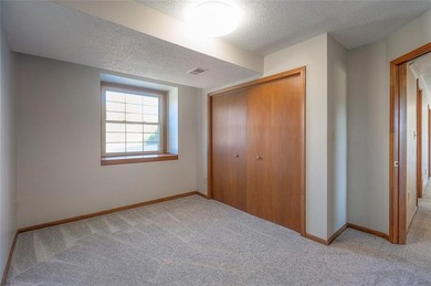 MILLION DOLLAR VIEWS for sale!!!  LAKEFRONT and GOLF FRONT!!! on Lakewood Oaks Golf Club, Ltd. in Missouri - for sale on GolfHomes.com, golf home, golf lot