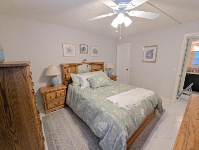 Bright, clean, tastefully updated first floor condo with two on Kings Point Golf -Flanders Way in Florida - for sale on GolfHomes.com, golf home, golf lot