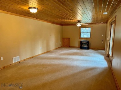 Immaculate custom home with room to roam. 3 BR, 2 BA 2,656 total on Double Arrow Lodge in Montana - for sale on GolfHomes.com, golf home, golf lot