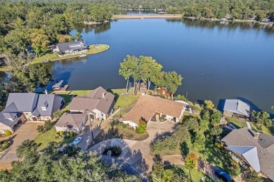 Boasting 3spacious bedrooms  2.5 baths, with vaulted ceilings on Hide-A-Way Lake Golf Course in Texas - for sale on GolfHomes.com, golf home, golf lot