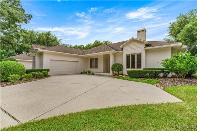 LOCATION, LOCATION, LOCATION AND WHAT A VIEW! THIS ONE OWNER on Black Diamond Ranch Golf Course in Florida - for sale on GolfHomes.com, golf home, golf lot