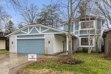 OPEN HOUSE January 11 1-3 pm !!!Welcome home to this beautiful on Arlington Park Association in Indiana - for sale on GolfHomes.com, golf home, golf lot