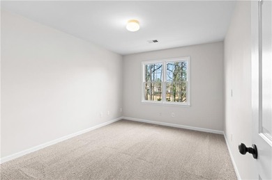 RARE FIND! This Eagle Watch home has 2 TRUE MASTER BEDROOMS with on Canongate At Eagle Watch Golf Club in Georgia - for sale on GolfHomes.com, golf home, golf lot