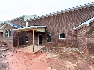 **OVER 3200 TOTAL SQFT. 4 bedroom/3.5 bath home with a cozy loft on Barrington Hall Golf Course in Georgia - for sale on GolfHomes.com, golf home, golf lot