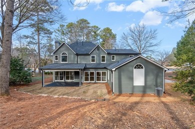 RARE FIND! This Eagle Watch home has 2 TRUE MASTER BEDROOMS with on Canongate At Eagle Watch Golf Club in Georgia - for sale on GolfHomes.com, golf home, golf lot