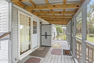 Charming 3 bedroom beach bungalow located in the town of Sunset on Pearl Golf Links in North Carolina - for sale on GolfHomes.com, golf home, golf lot