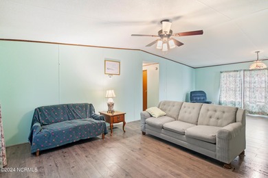 Charming 3 bedroom beach bungalow located in the town of Sunset on Pearl Golf Links in North Carolina - for sale on GolfHomes.com, golf home, golf lot