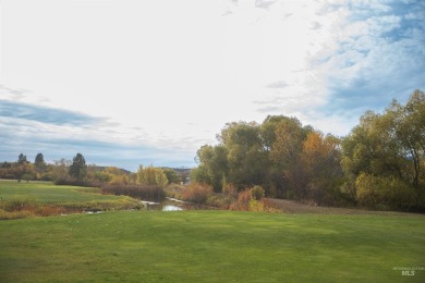 This building lot on Council Greens is waiting for you! Mountain on Council Mountain Golf Course in Idaho - for sale on GolfHomes.com, golf home, golf lot