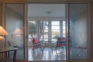 2 bedroom, 2 bathroom condo as you as you walk in, you will fall on Palm-Aire Country Club and Resort - Palms in Florida - for sale on GolfHomes.com, golf home, golf lot