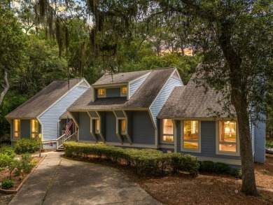 Light and bright renovated home situated on over half an acre on on The Seabrook Island Club in South Carolina - for sale on GolfHomes.com, golf home, golf lot