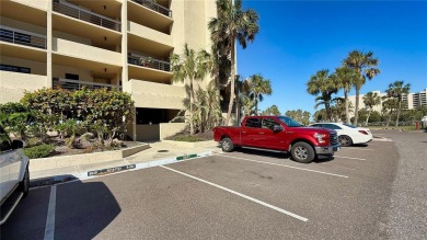 One or more photo(s) has been virtually staged. This direct on Links on Longboat Golf Club in Florida - for sale on GolfHomes.com, golf home, golf lot