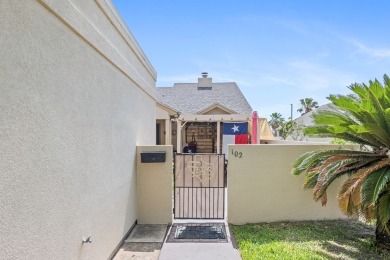 Well-Maintained Townhome in a Serene Rockport Community  This on Rockport Country Club in Texas - for sale on GolfHomes.com, golf home, golf lot