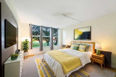 OAKS CLUBHOUSE B-76 AMAZING OPPORTUNITY! Located in the center on Palm-Aire Country Club and Resort - The Oaks in Florida - for sale on GolfHomes.com, golf home, golf lot