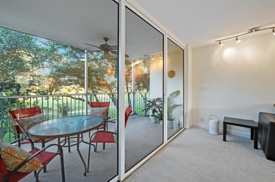 OAKS CLUBHOUSE B-76 AMAZING OPPORTUNITY! Located in the center on Palm-Aire Country Club and Resort - The Oaks in Florida - for sale on GolfHomes.com, golf home, golf lot